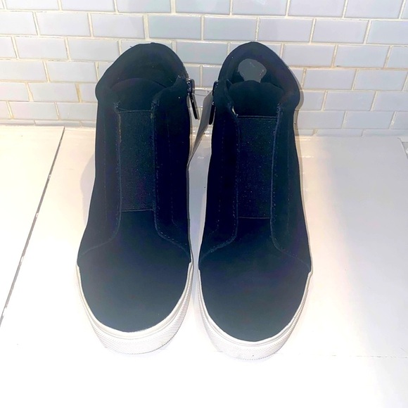 Aqua College black suede wedge athletic bootie/ sneakers.Waterproof.Size 7.5.NWT - Picture 8 of 11